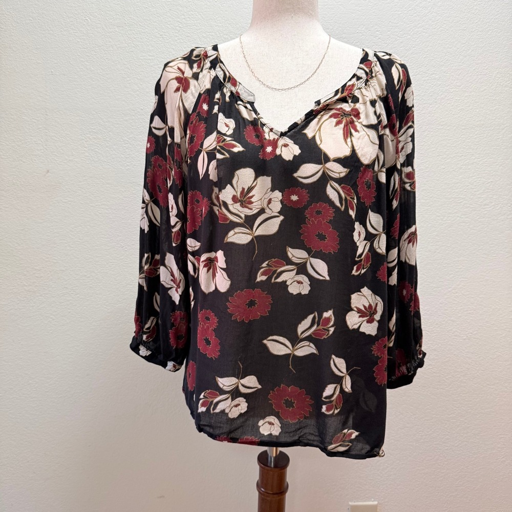 Lucky Brand Red‎ White Black Floral V-neck 3/4 Sleeve Lightweight Blouse Size M